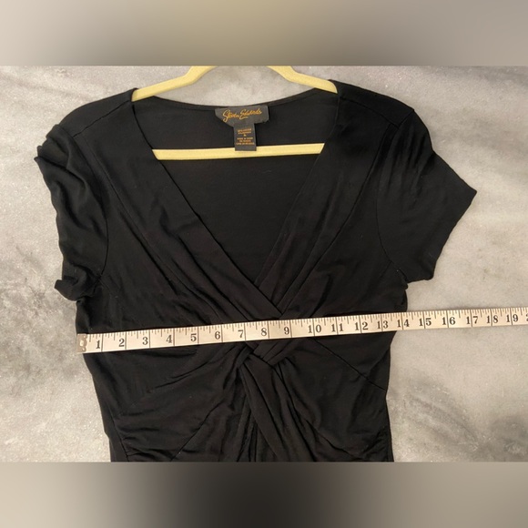 Steven Edwards Size S Black Soft Stretchy Short Sleeve Twist Front V Neck Top - Picture 7 of 8